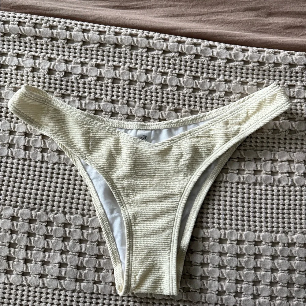 NEW Ivory Rose Ivory‎ Textured Bikini Bottom Size 12